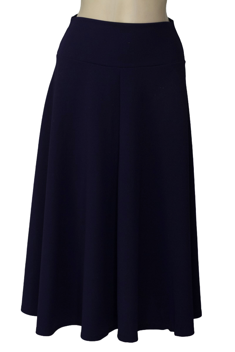 Falda color Azul - Closeando
