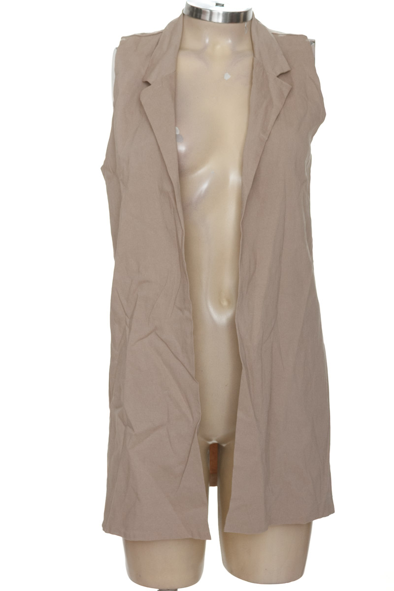 Chaqueta / Abrigo color Beige - Believe