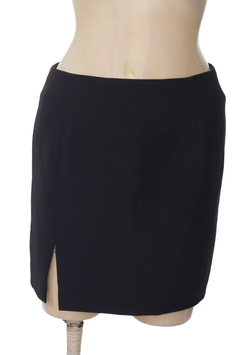 Falda color Azul - Closeando