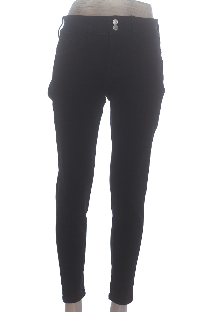 Pantalones color Negro - Mossimo