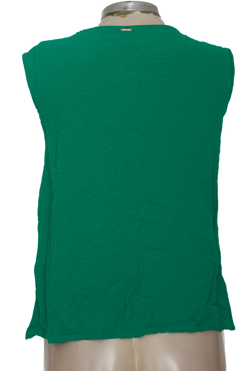 Blusa color Verde - Plica