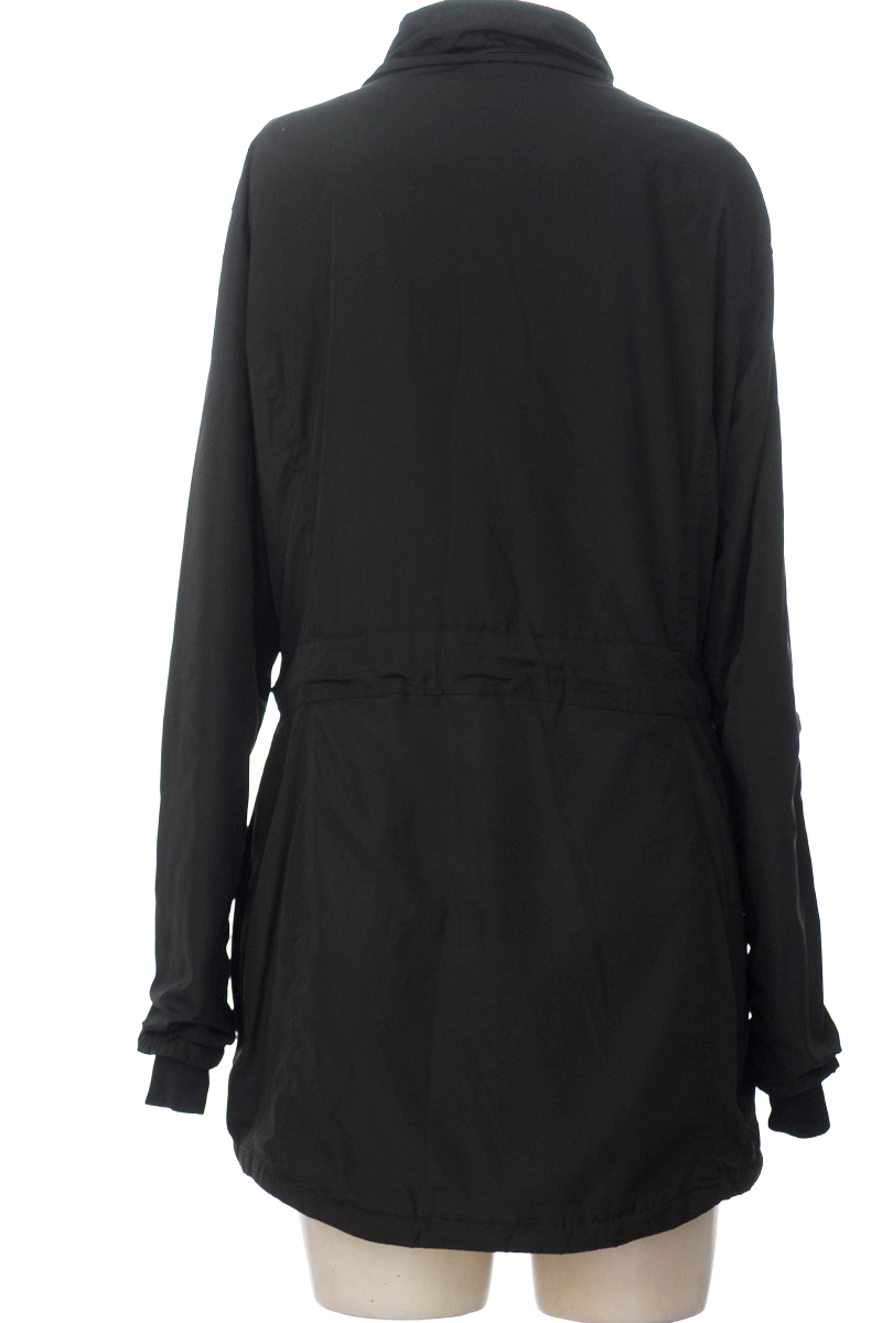 Chaqueta / Abrigo color Negro - Viuxy