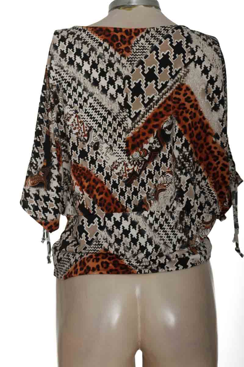 Blusa color Estampado - Closeando