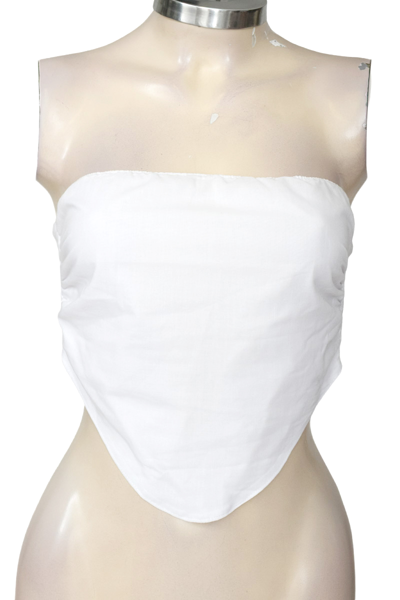 Top / Camiseta color Blanco - Closeando