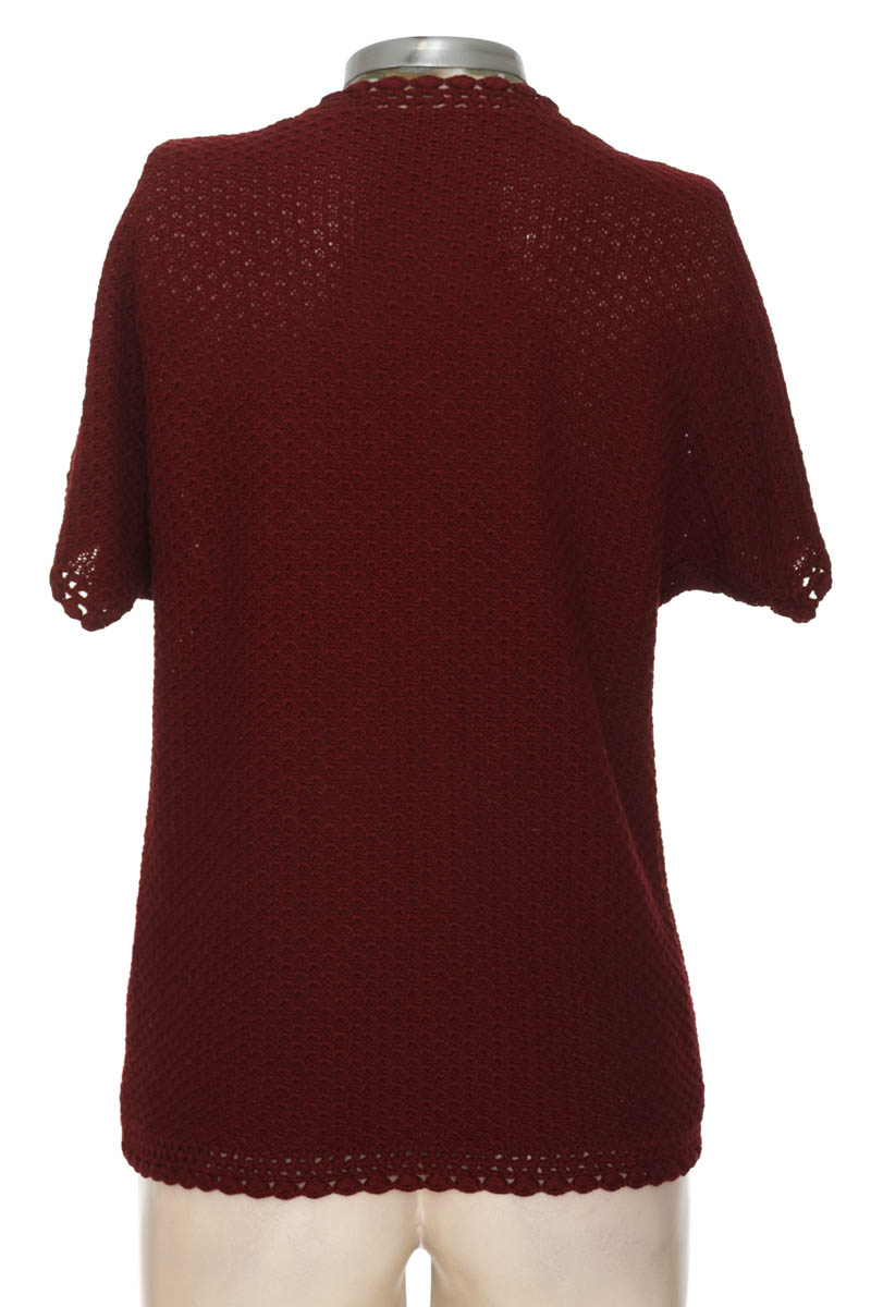 Blusa color Vinotinto - Closeando