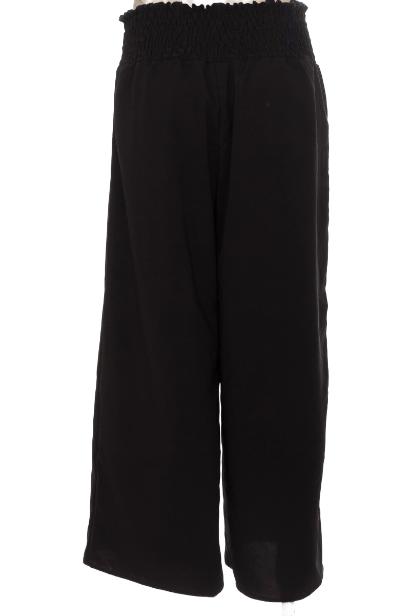 Pantalones color Negro - Loguin