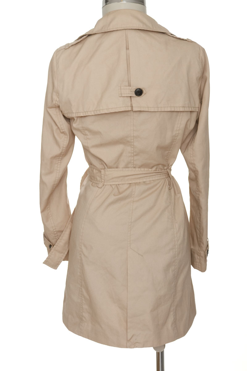 Chaqueta / Abrigo color Beige - Stradivarius