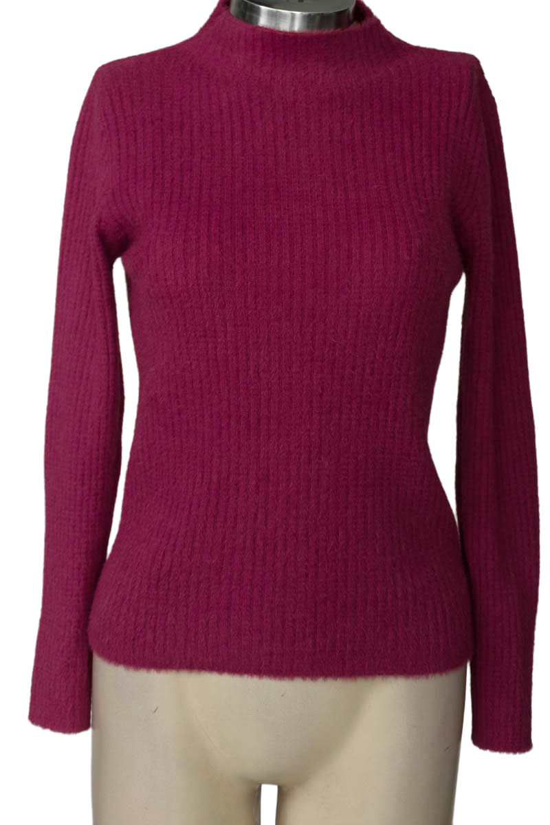 Sweater color Morado - Closeando