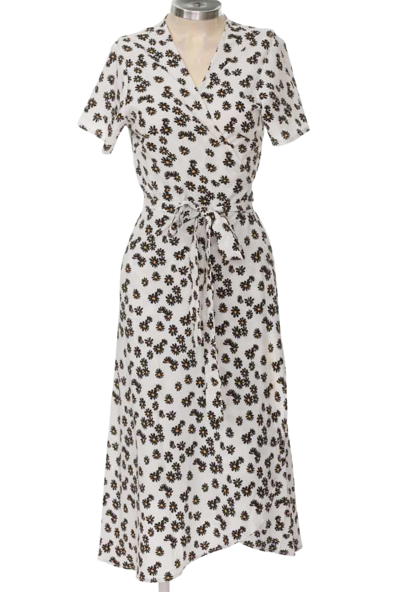 Vestido / Enterizo color Blanco - Closeando