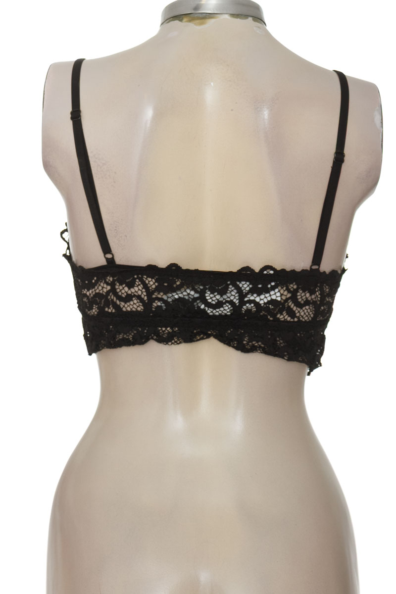 Top / Camiseta color Negro - Oysho 