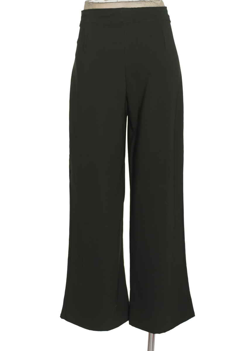 Pantalones color Verde - Closeando