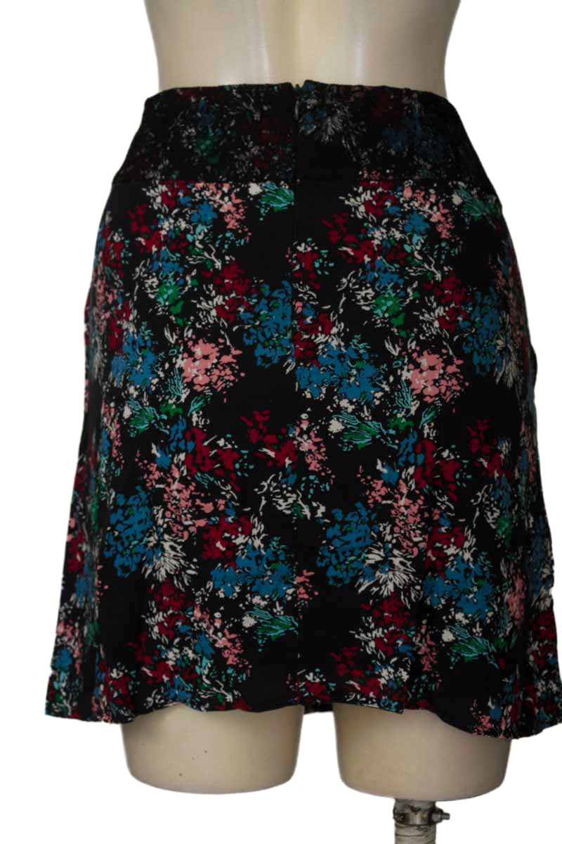 Falda color Negro - NAF NAF
