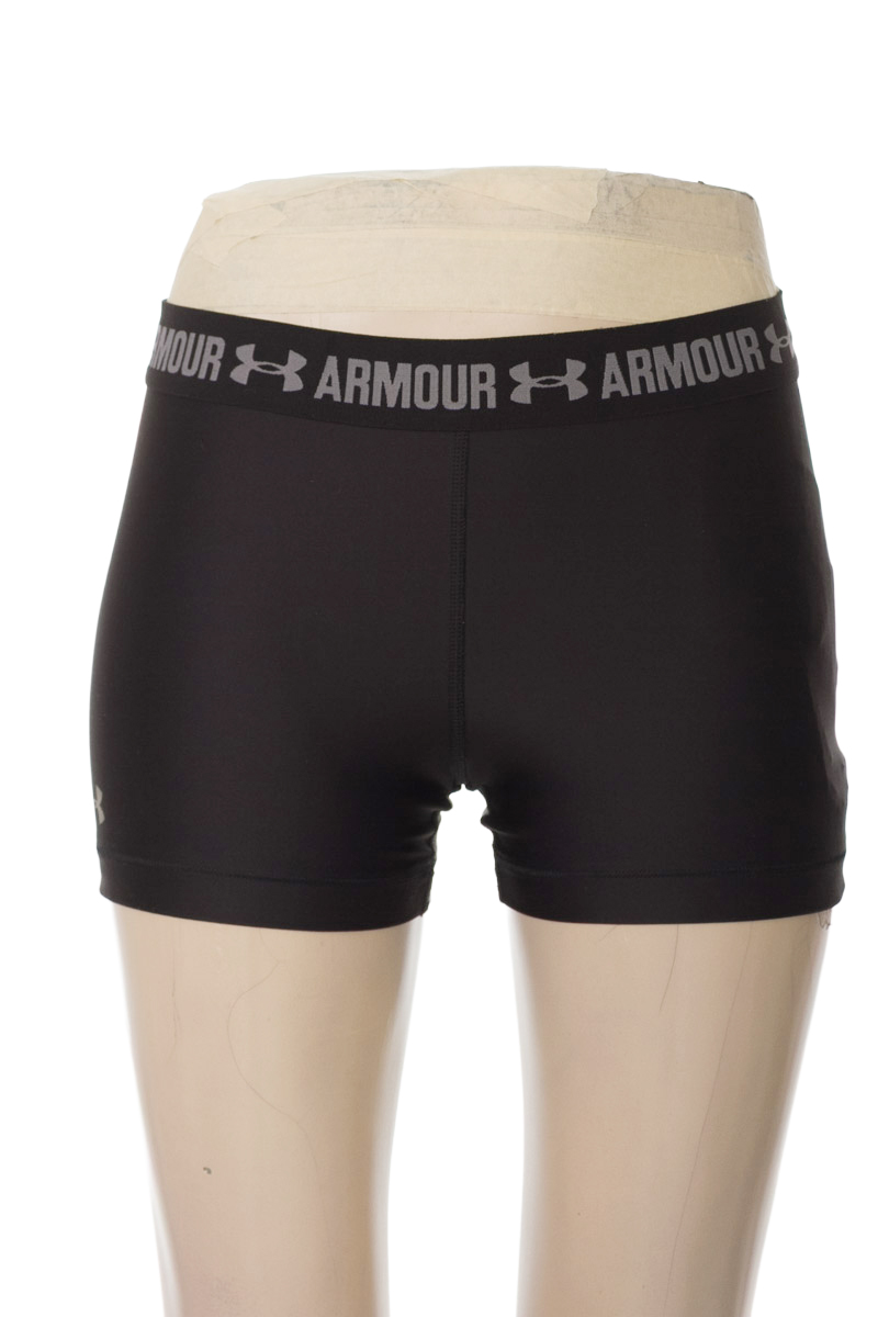 Ropa Deportiva / Salida de Baño color Negro - Under Amour