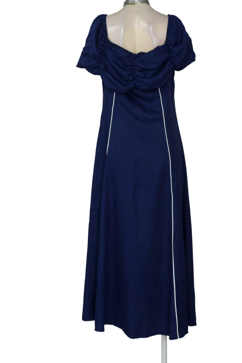 Vestido / Enterizo color Azul - Closeando