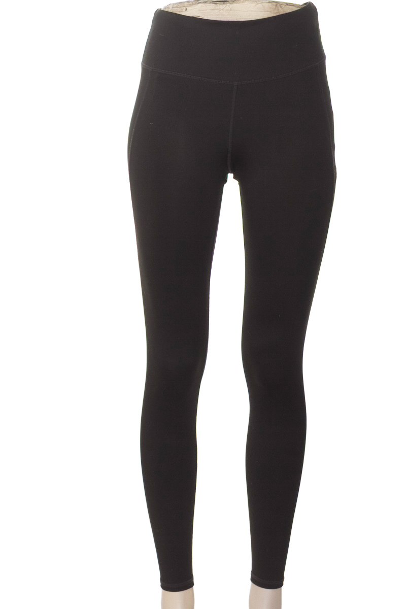 Ropa Deportiva / Salida de Baño color Negro - H&M