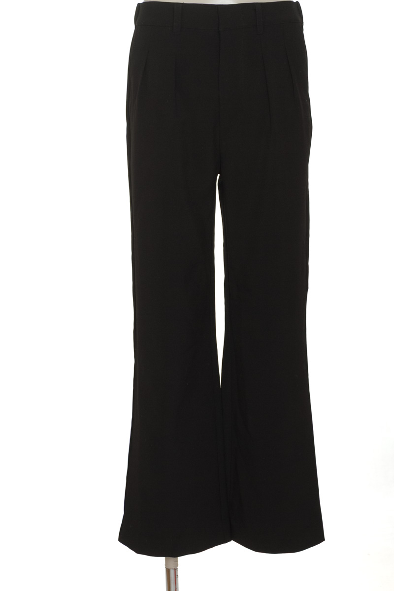 Pantalones color Negro - Closeando