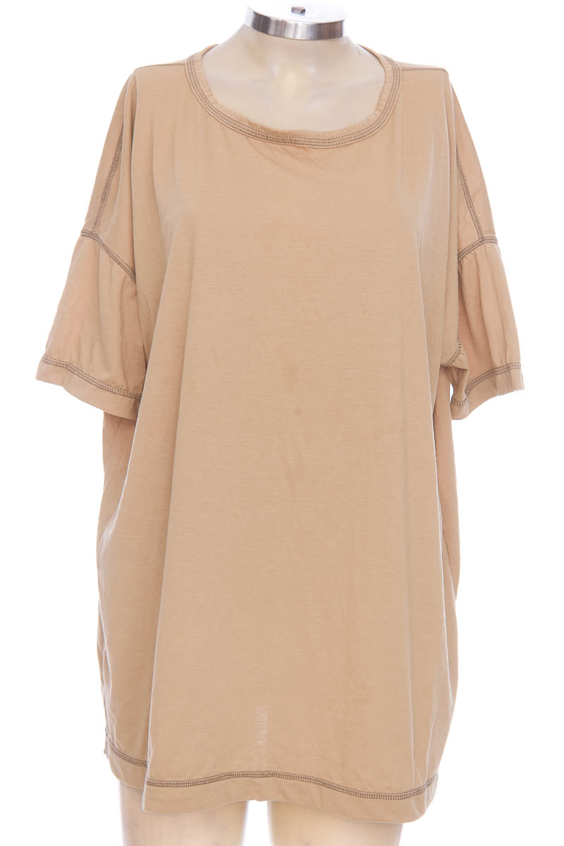Top / Camiseta color Beige - Pacífika talla XS de Segunda Mano | Closeando