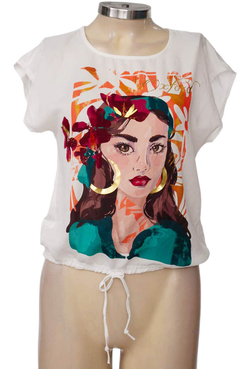 Top / Camiseta color Blanco - Oxford
