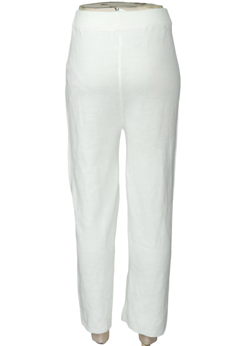 Pantalones color Beige - Closeando