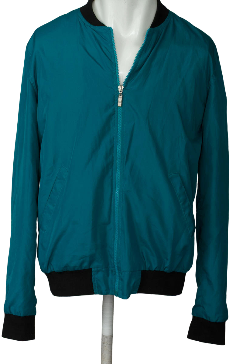 Chaqueta color Azul - Closeando
