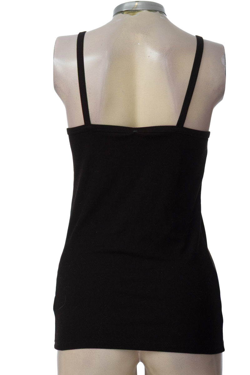 Top / Camiseta color Negro - No boundaries