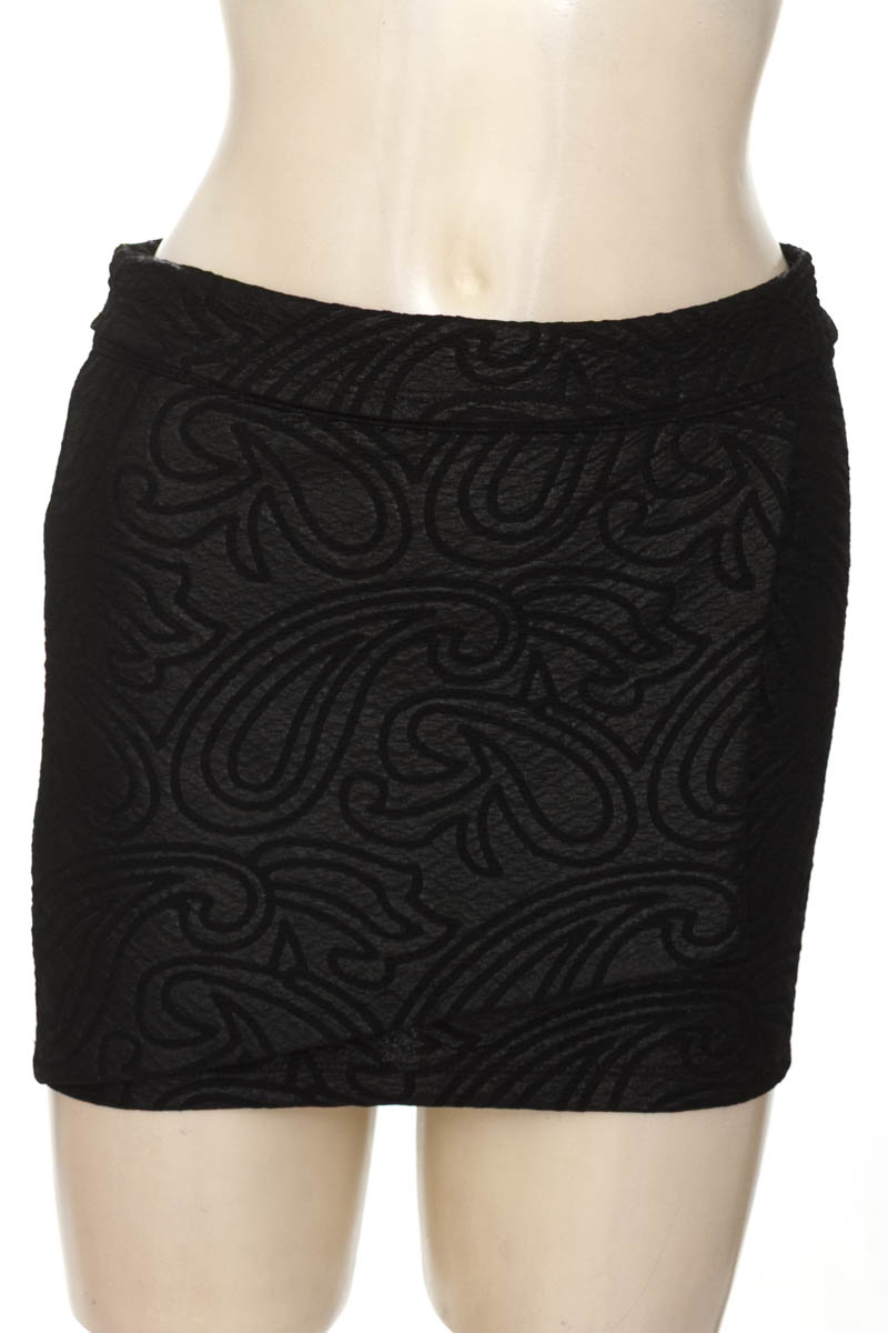 Falda color Negro - ELA