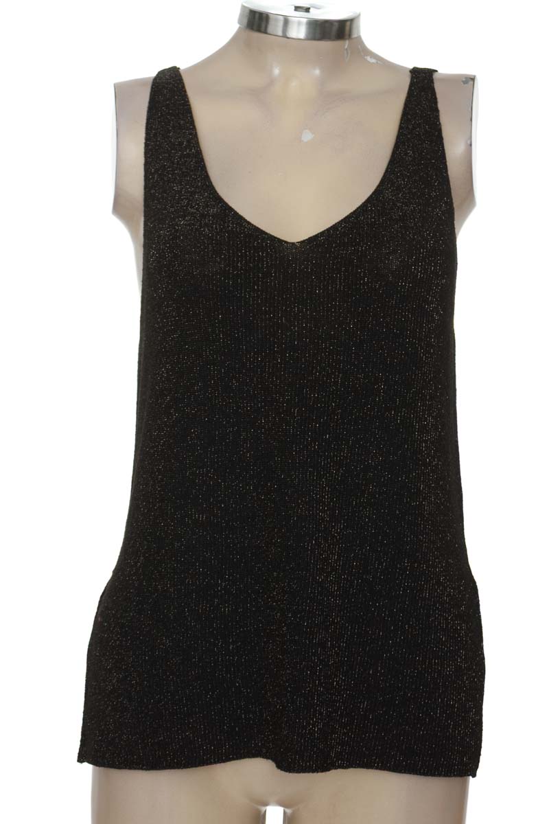 Top / Camiseta color Negro - PATPRIMO