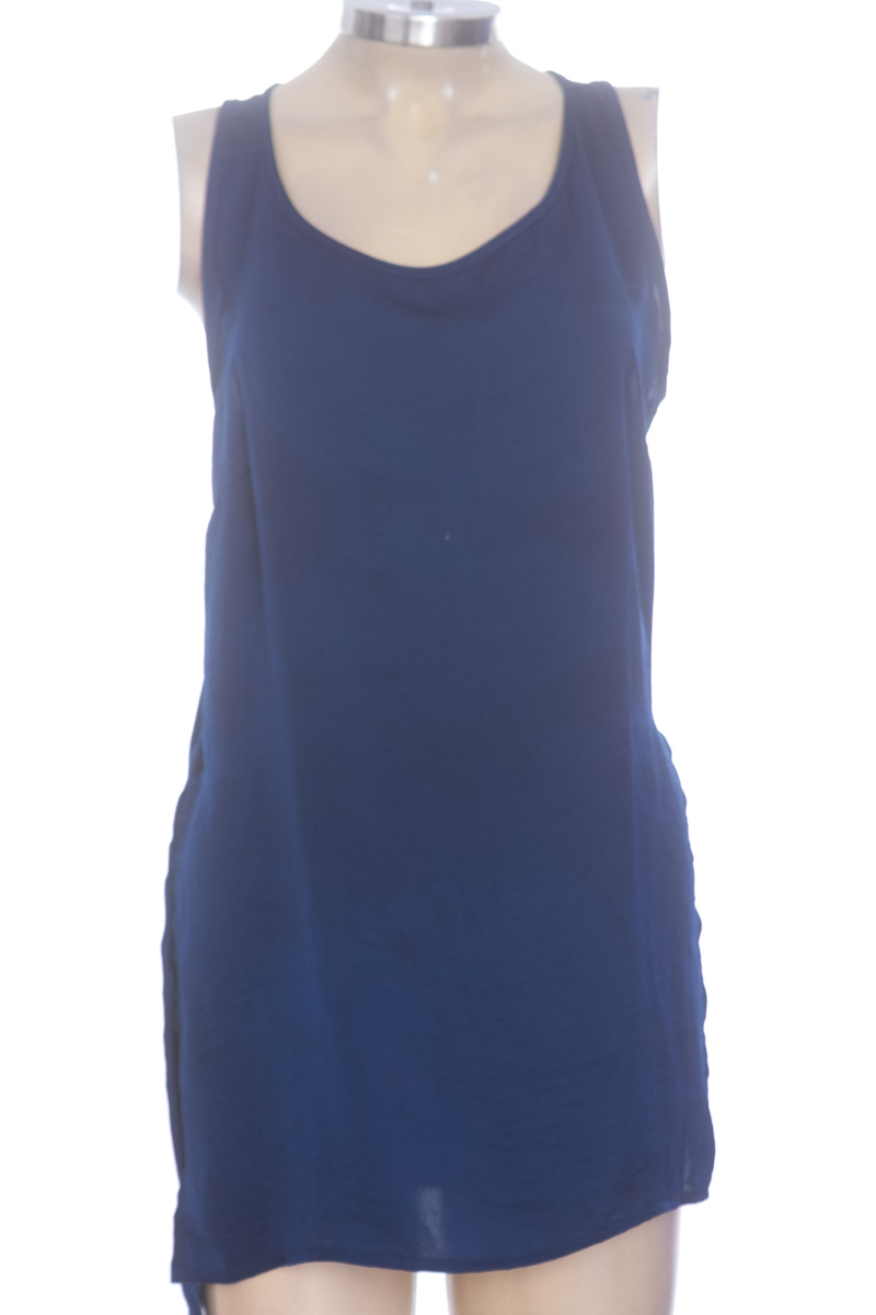 Top / Camiseta color Azul - ESTUDIO F