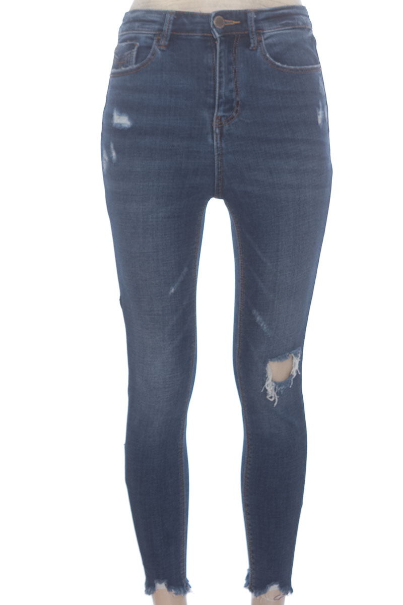 Pantalones color Azul - Stradivarius