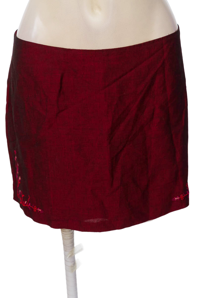 Falda color Vinotinto - Laundry by  Shelli Segal