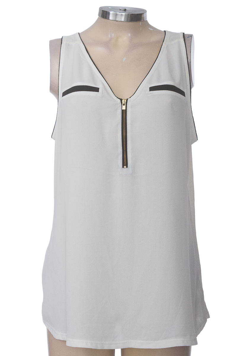 Top / Camiseta color Beige - Express