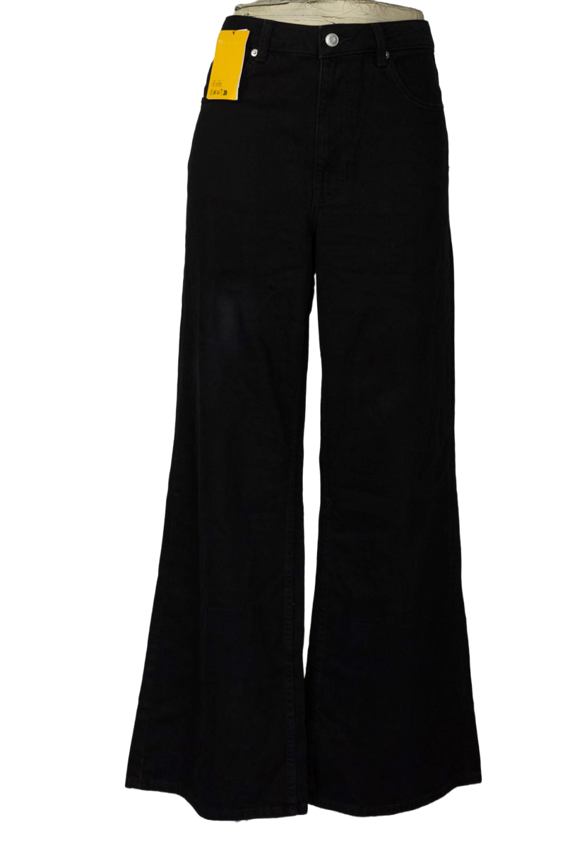 Pantalones color Negro - Divided by H&M