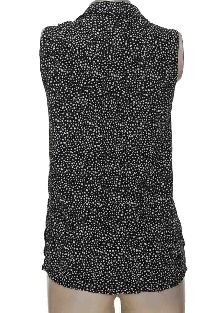 Blusa color Negro - University Club
