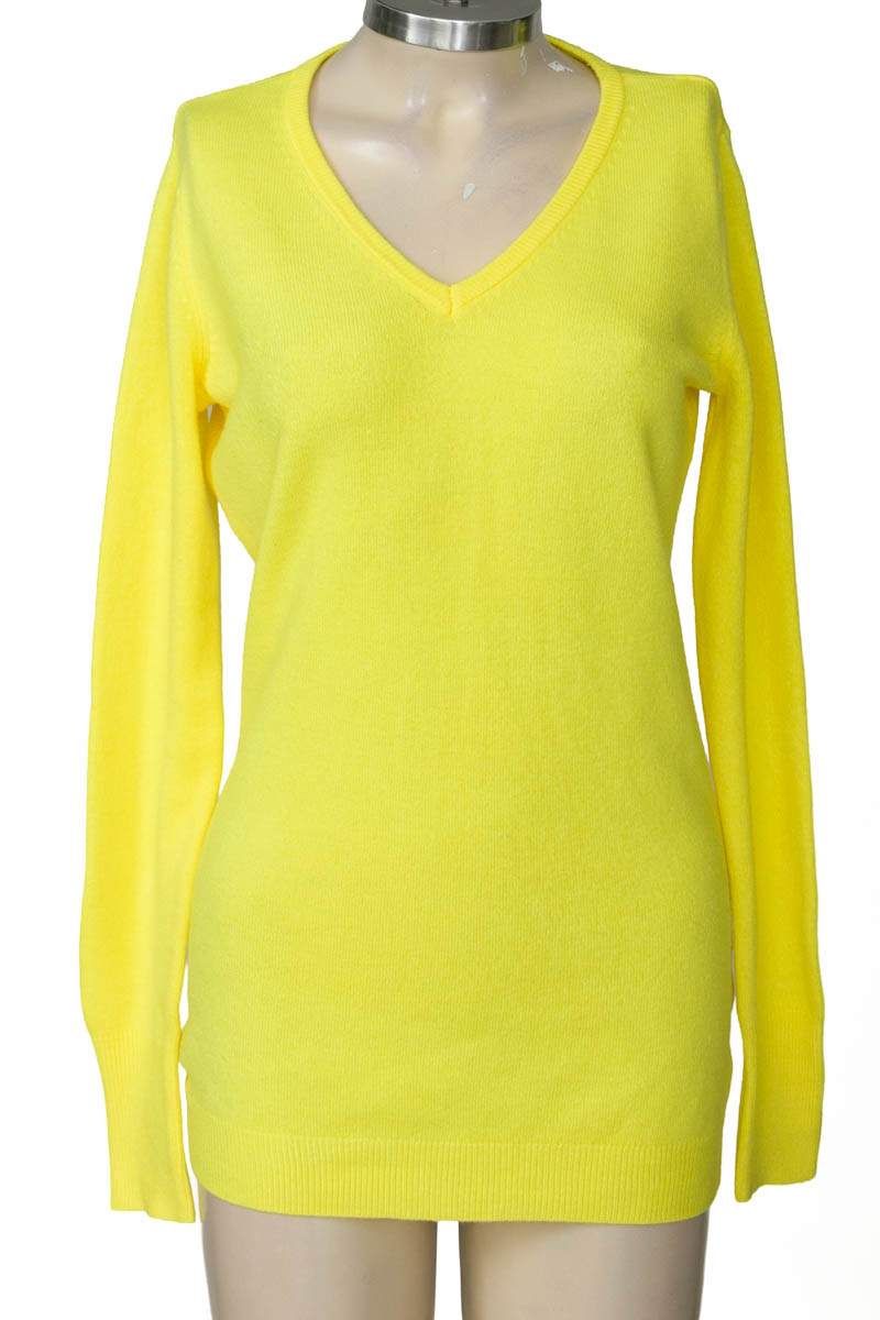 Sweater color Amarillo - New York & Company