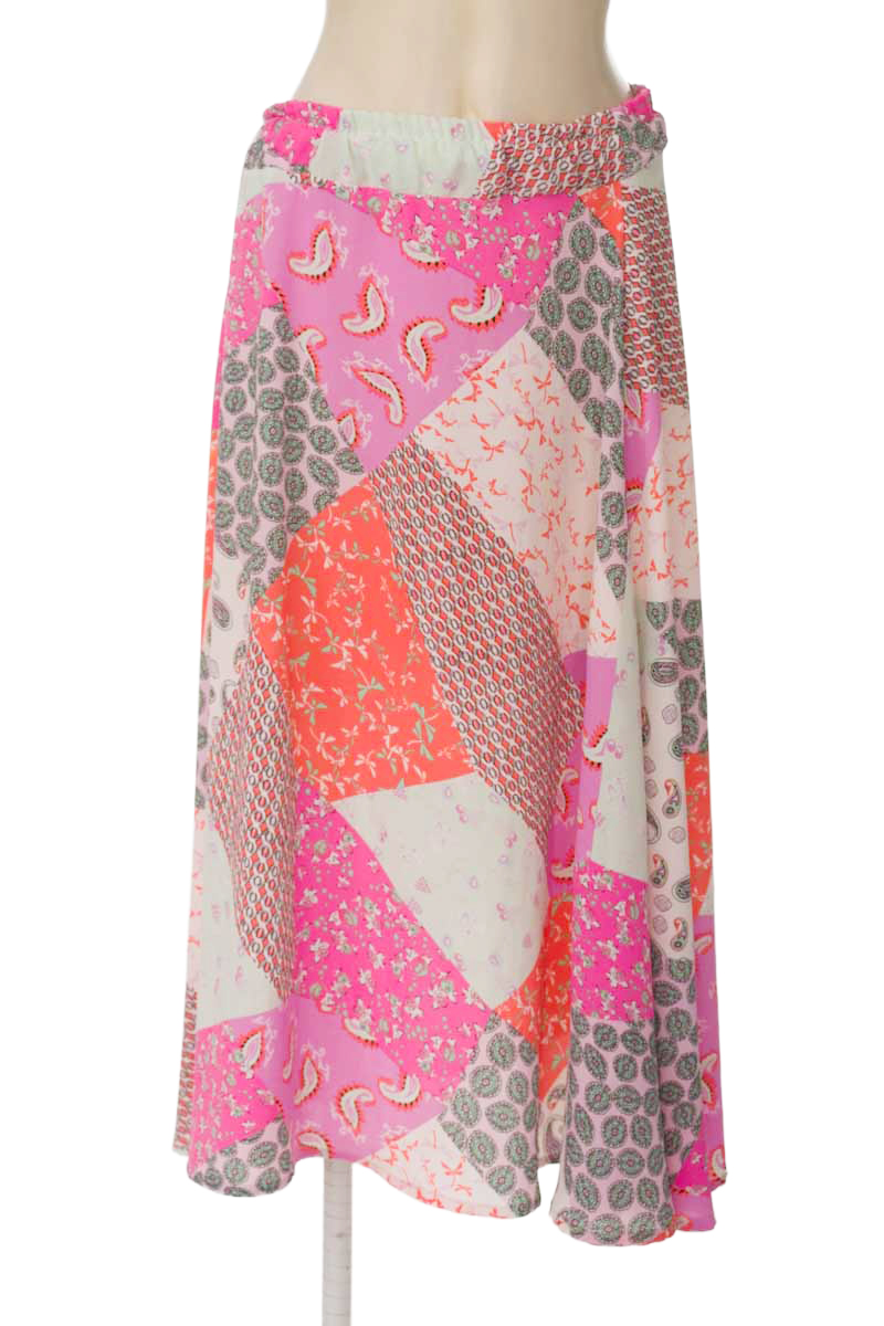 Falda color Estampado - Closeando