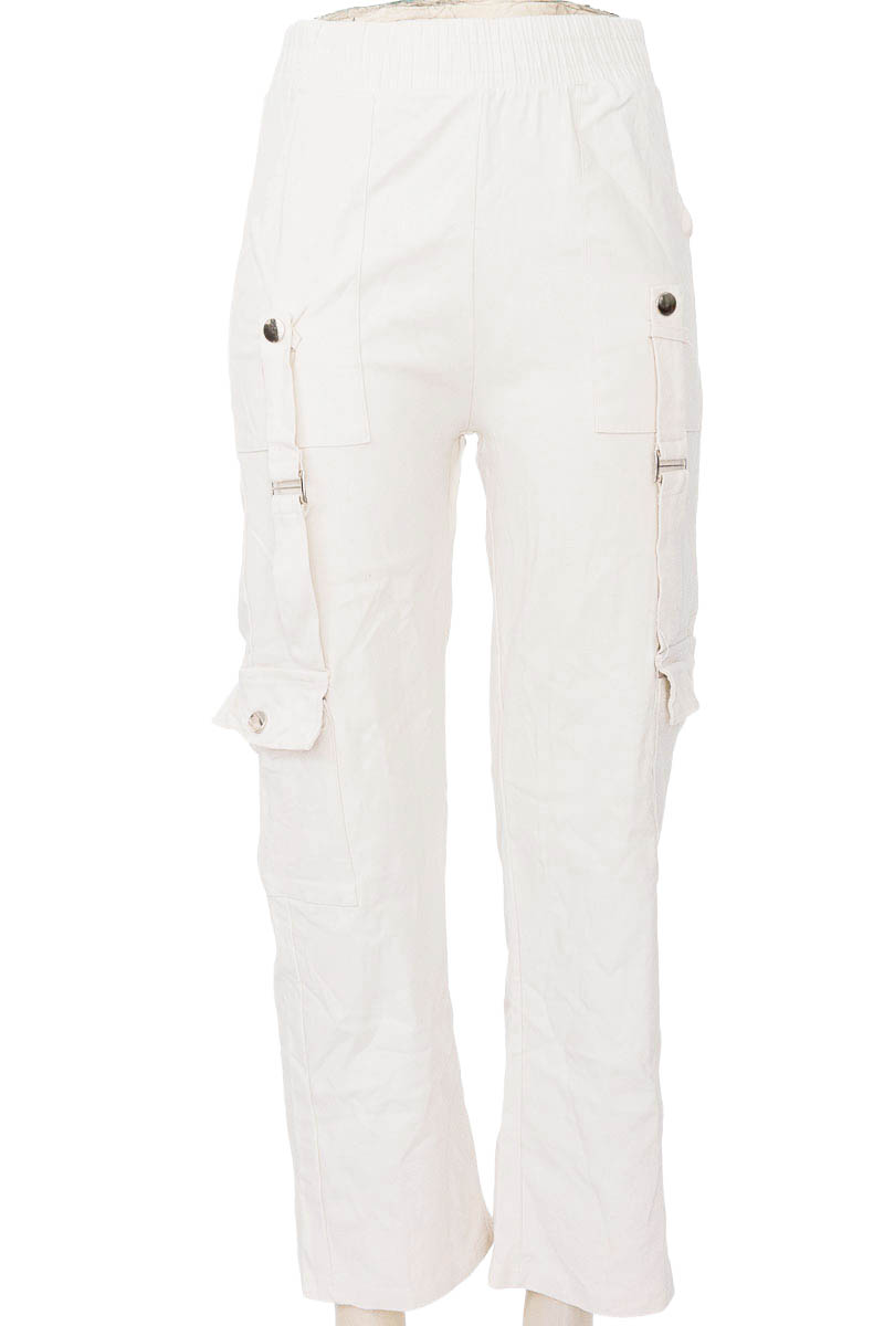 Pantalones color Beige - Closeando