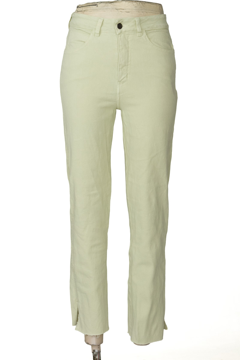 Pantalones color Verde - Closeando