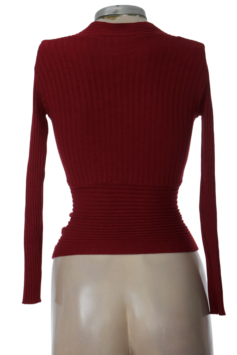 Sweater color Vinotinto - Closeando
