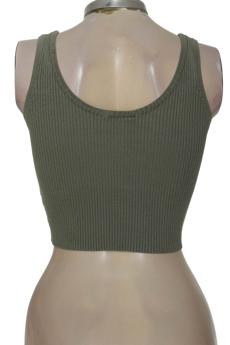 Top / Camiseta color Verde - Closeando
