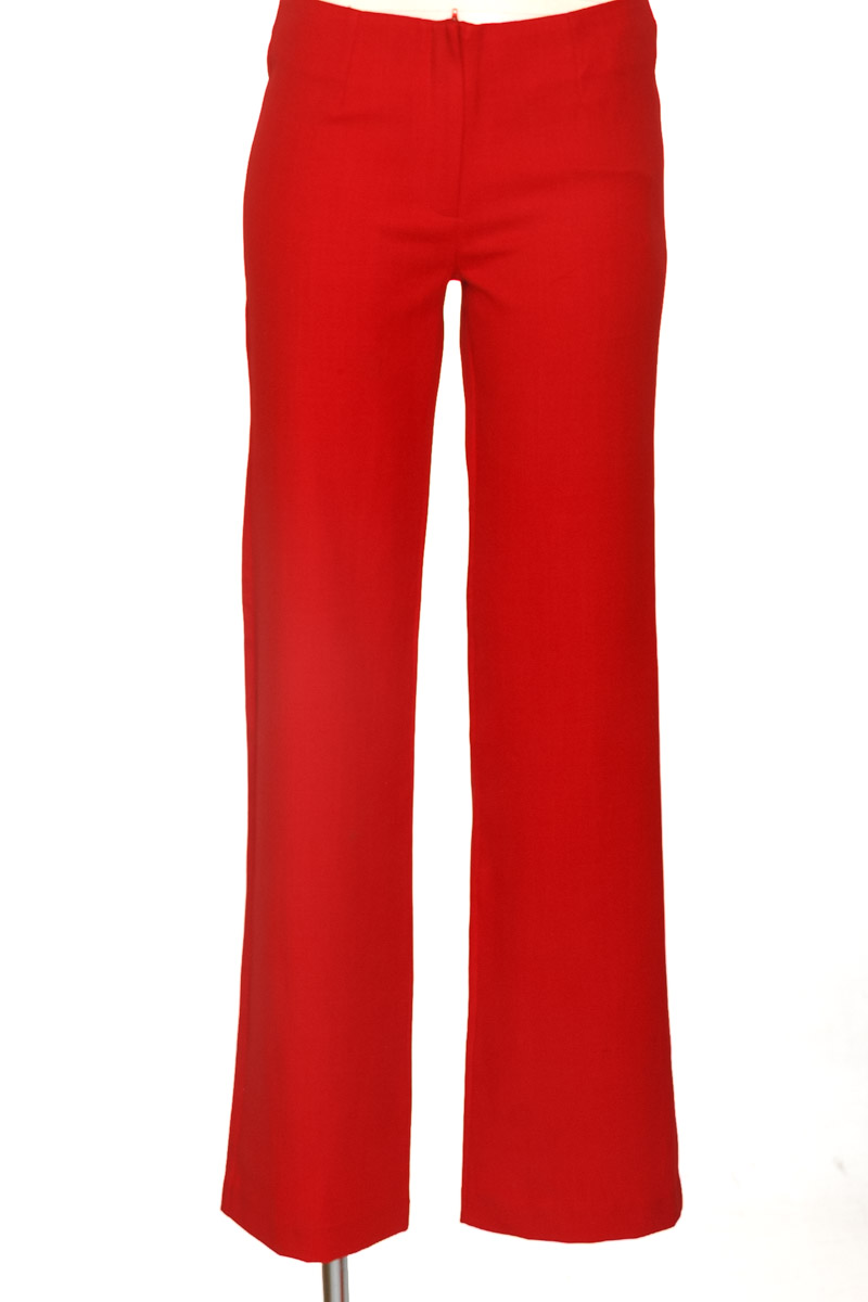 Pantalones color Rojo - Closeando