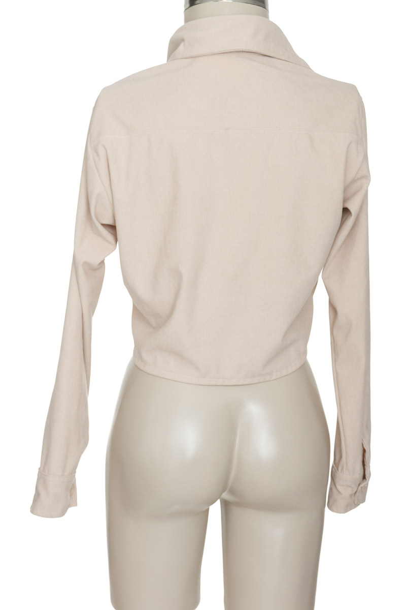 Chaqueta / Abrigo color Beige - Closeando