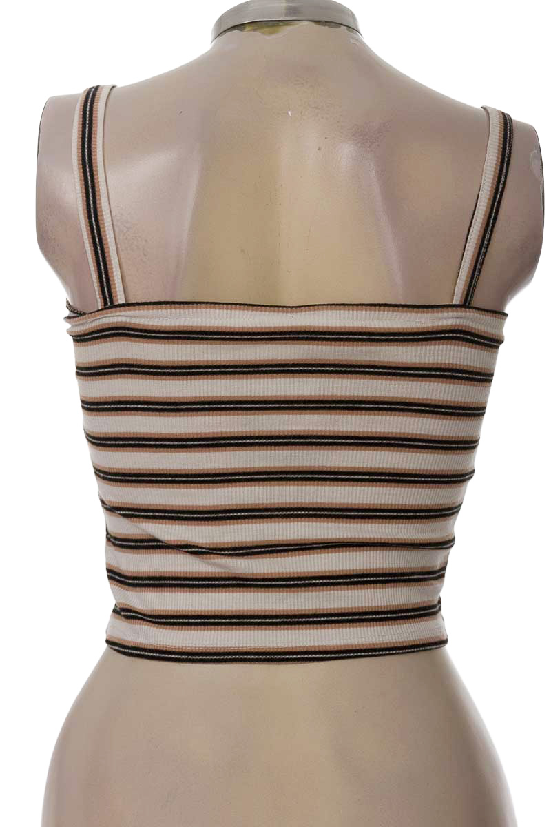 Top / Camiseta color Beige - University Club