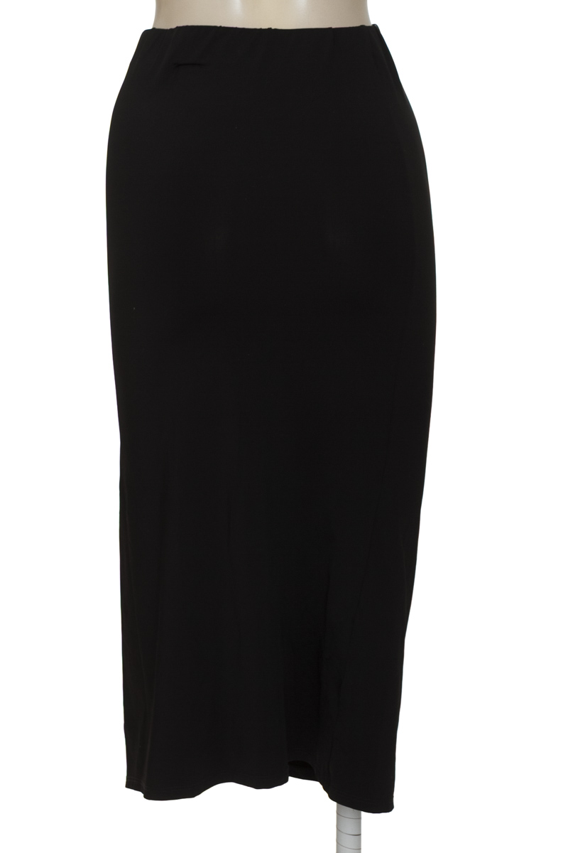 Falda color Negro - Ostu