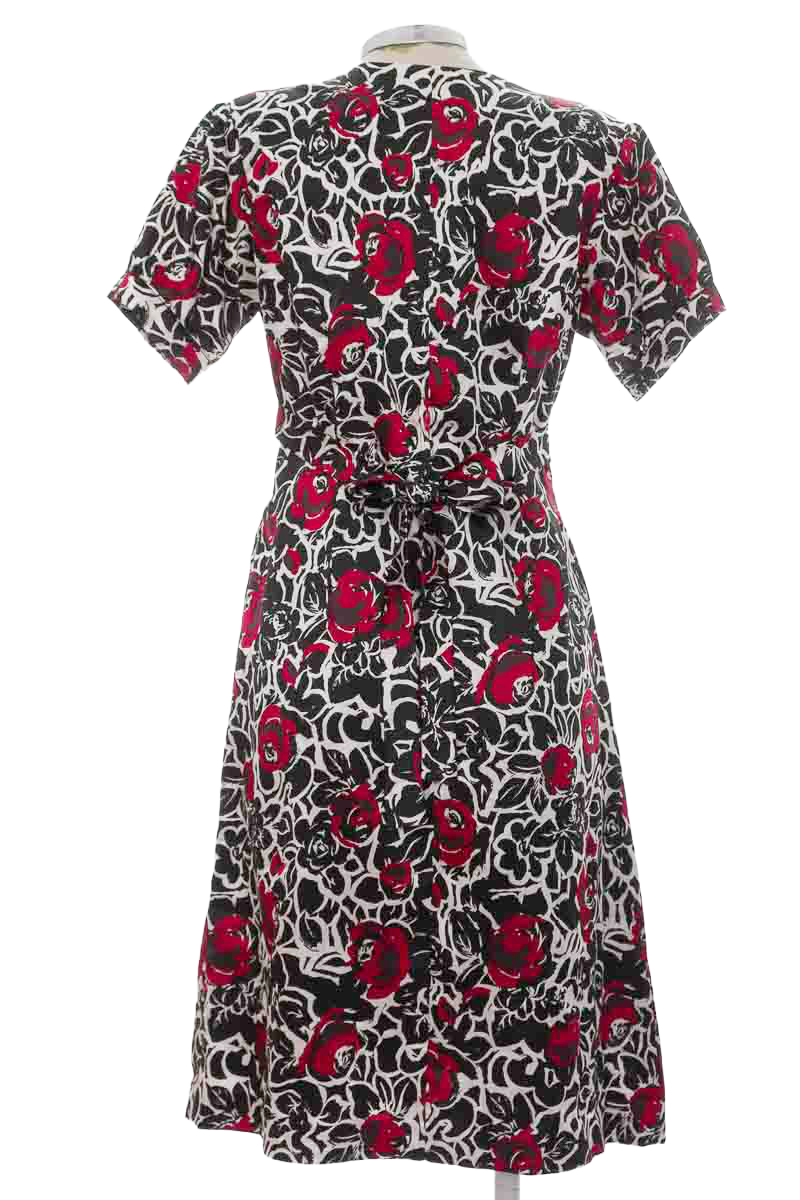 Vestido / Enterizo color Negro - Closeando