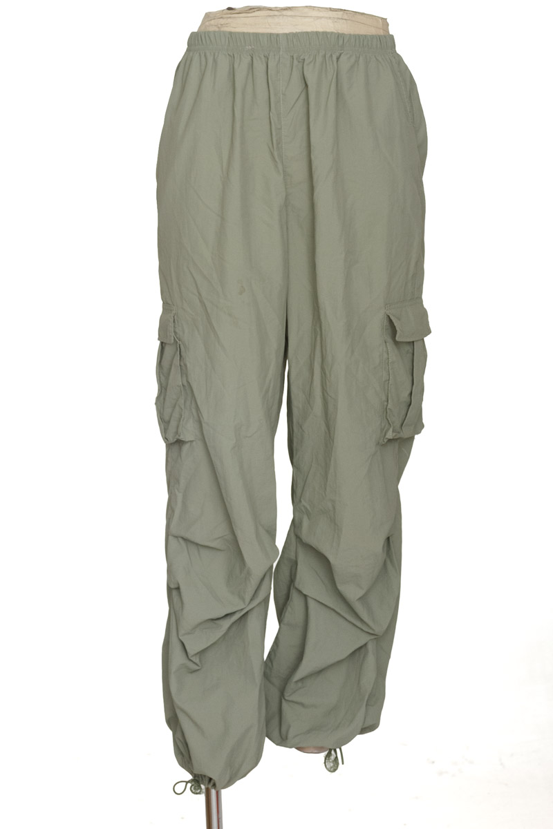 Pantalones color Verde - Closeando