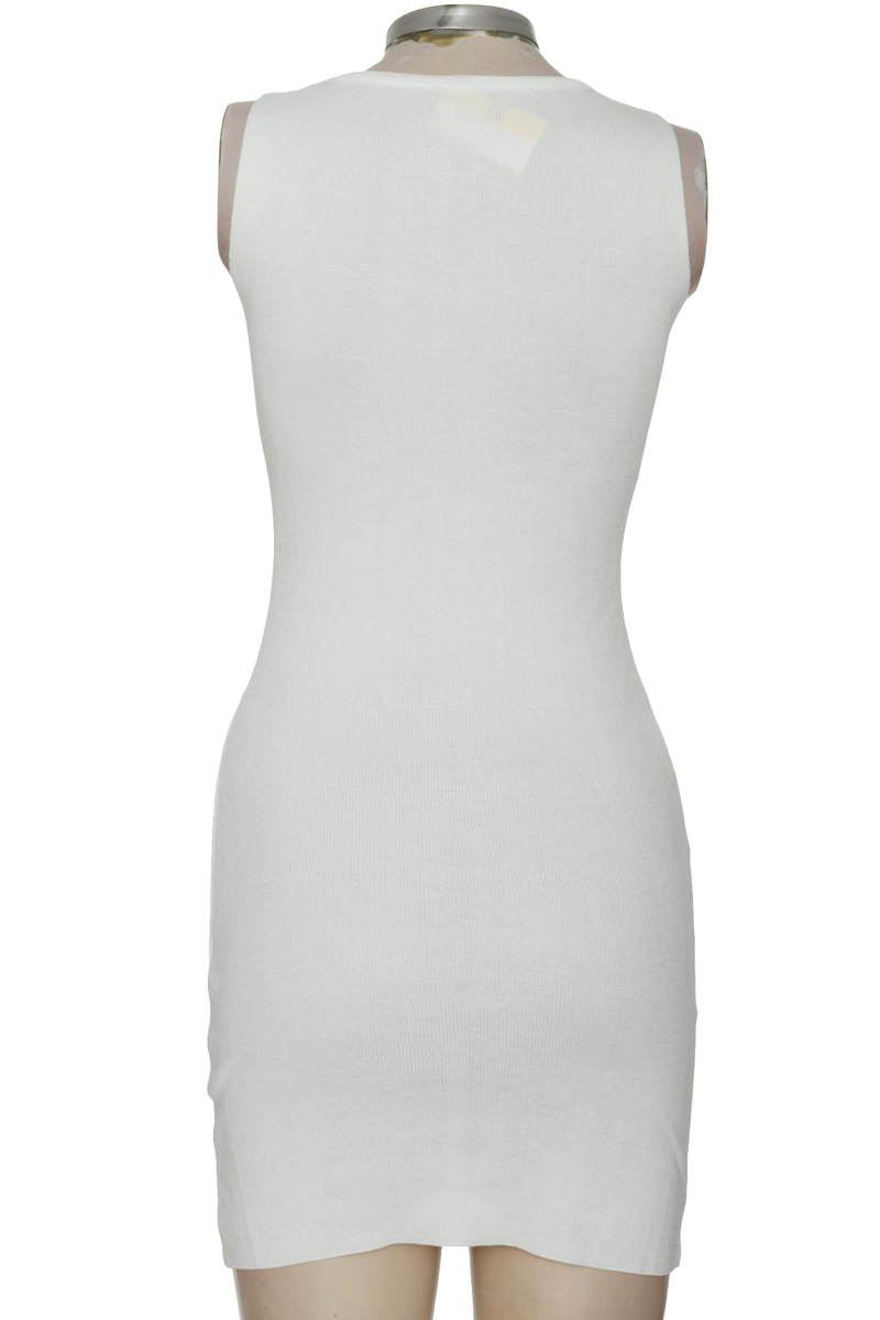Vestido / Enterizo color Blanco - Closeando