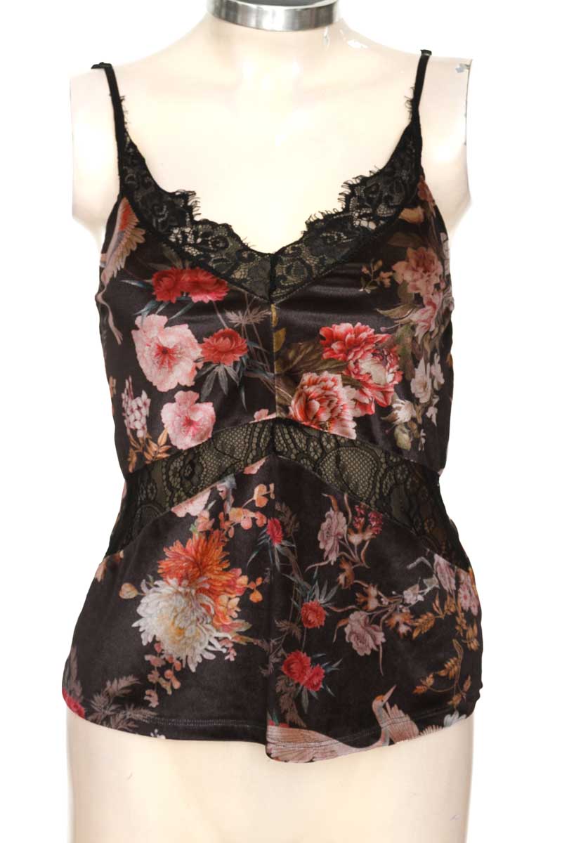Top / Camiseta color Estampado - Stradivarius