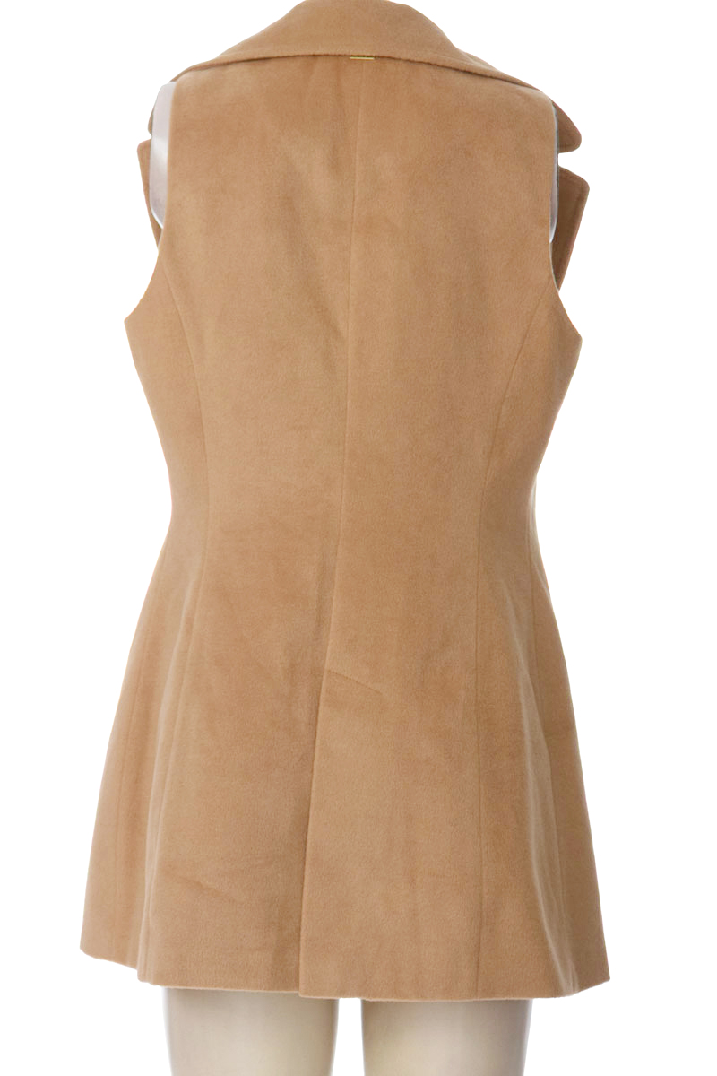 Chaqueta / Abrigo color Beige - Studio F
