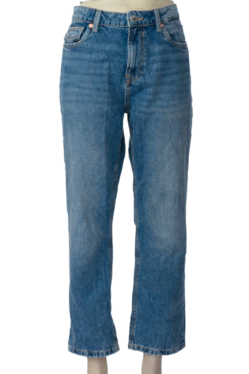 Pantalones color Azul - Stradivarius