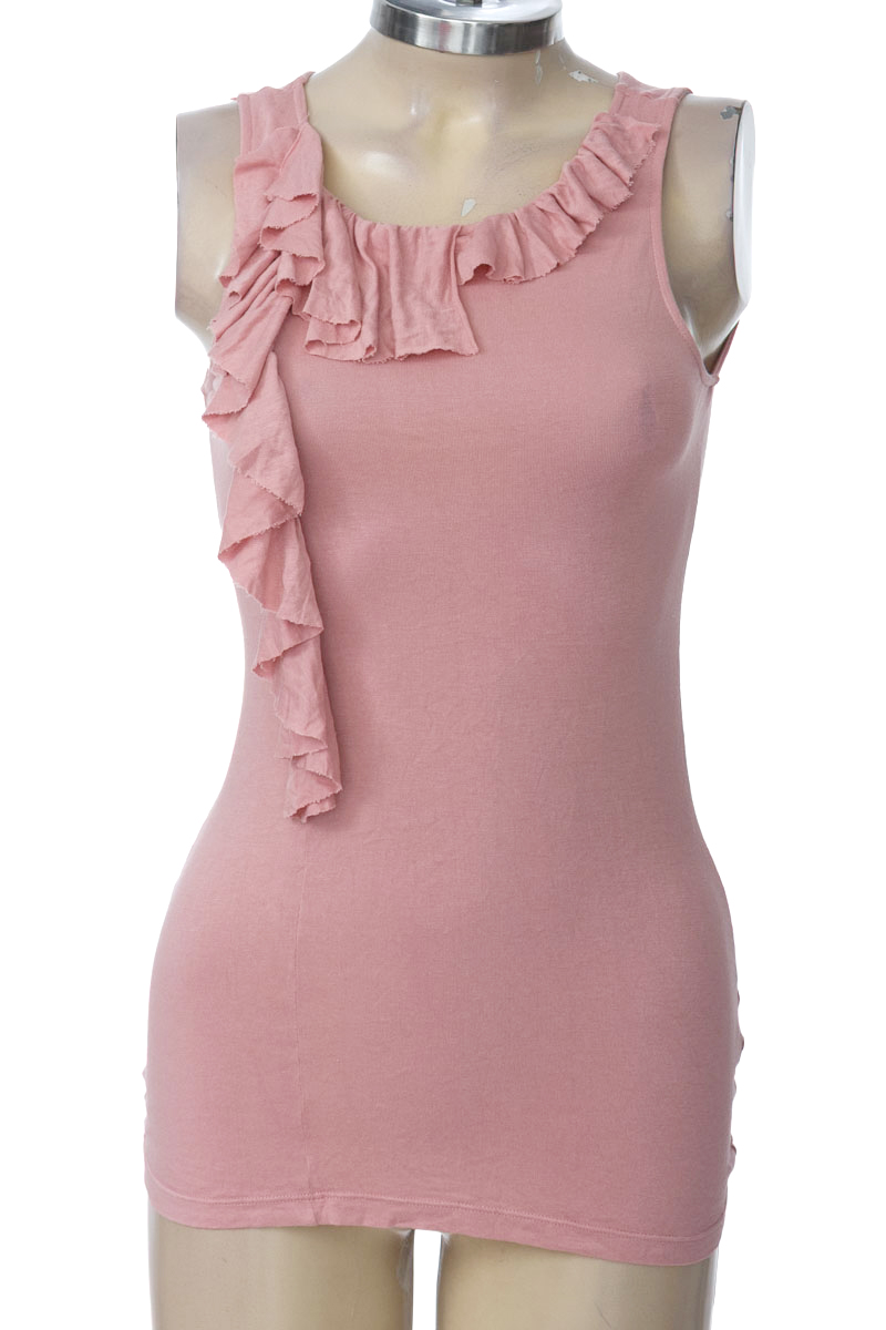 Top / Camiseta color Rosado - Arkitect